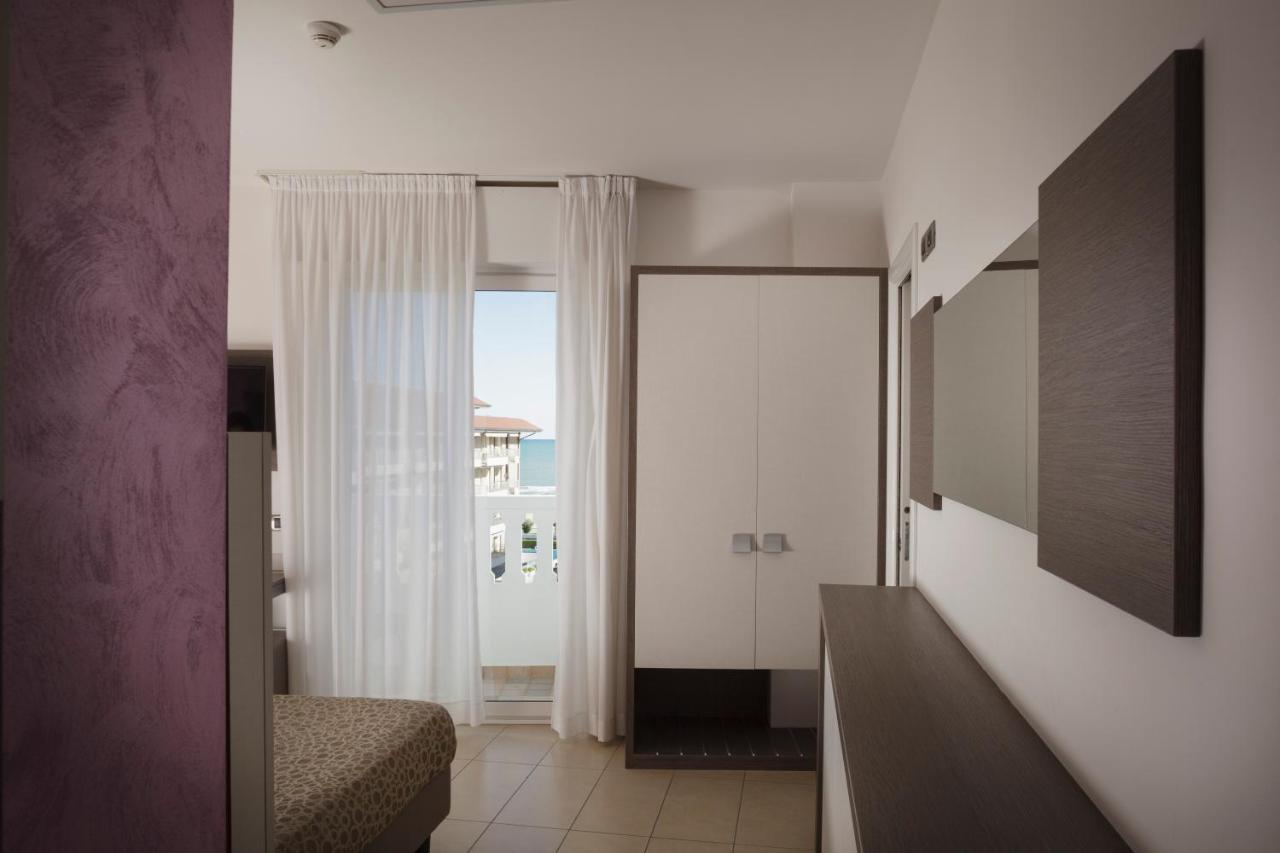 Hotel Tropical 3*